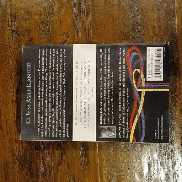 2 Books: Best American Non Required Reading 2014 | 6 Great Modern Short Novels - Picture 5 of 7